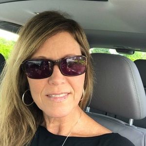 Meet your Posher, Cindy